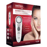 360º Clean
Sonic Pro Clean was developed specifically for oily/acne prone skin. The outer layers specialized bristles targets areas prone to clogging, breakouts, and gently deep cleanses to unclog pores and keep them clear. The inner layer gently cleans larger areas, like cheeks, to help skin look fresh and healthy. Anti-microbial technology helps keep bristles clean. 